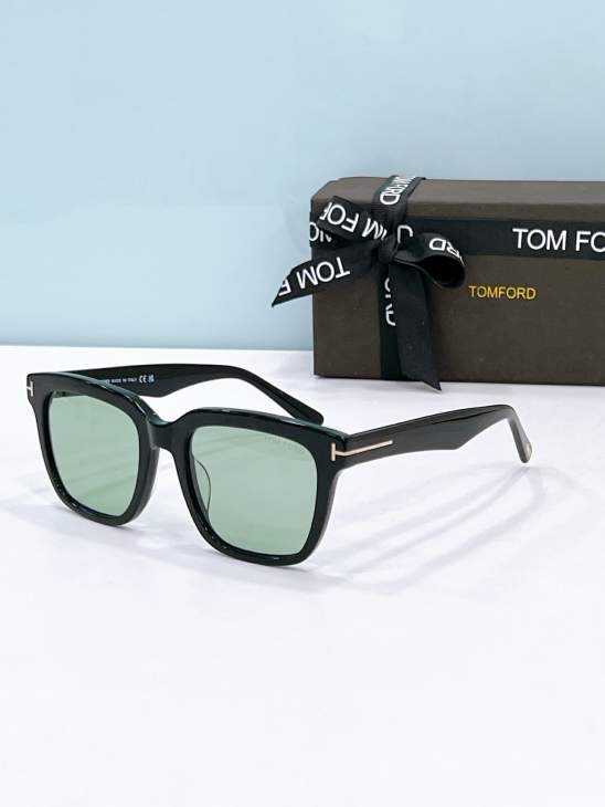 Picture of Tom Ford Sunglasses _SKUfw79566643fw